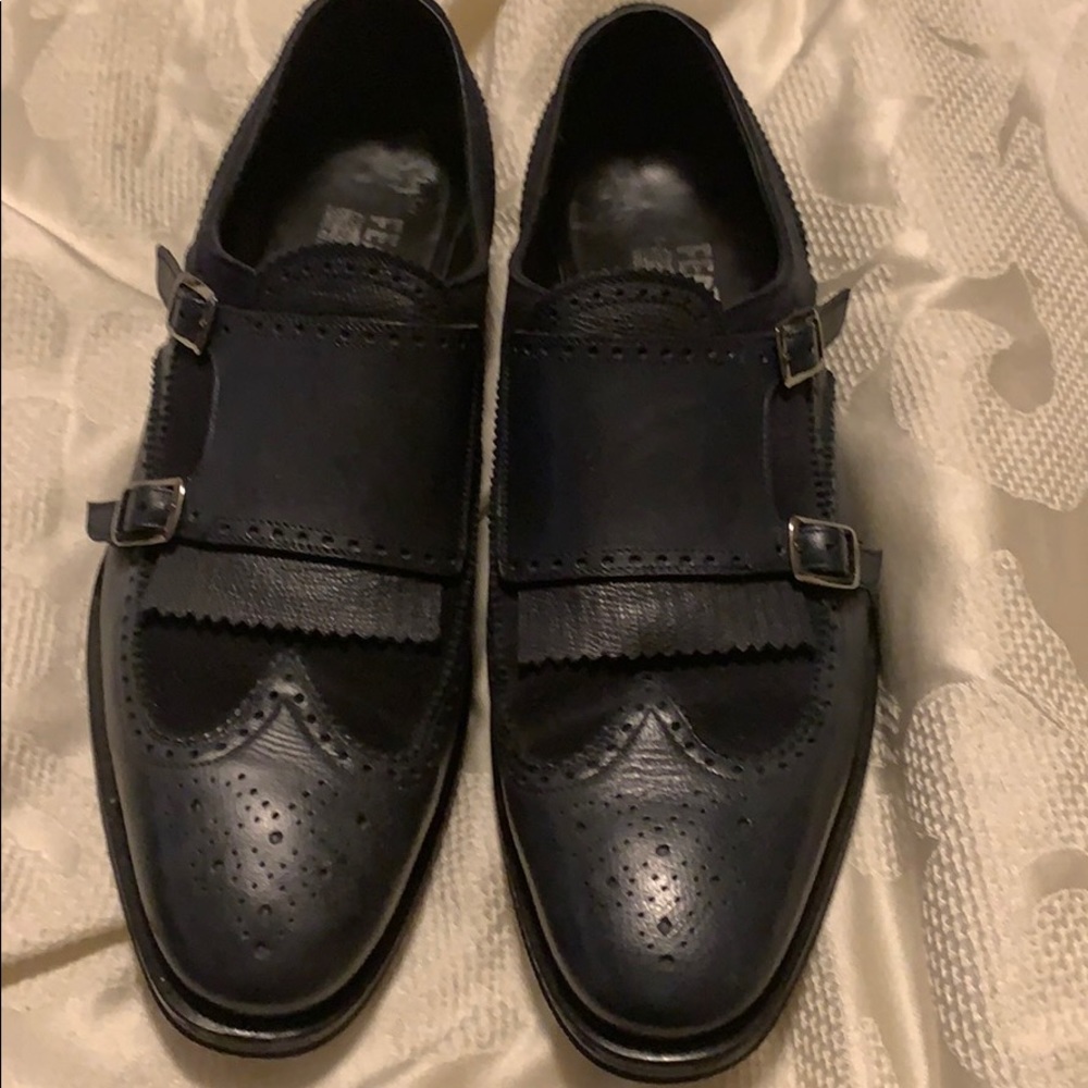 Mens dress shoes
